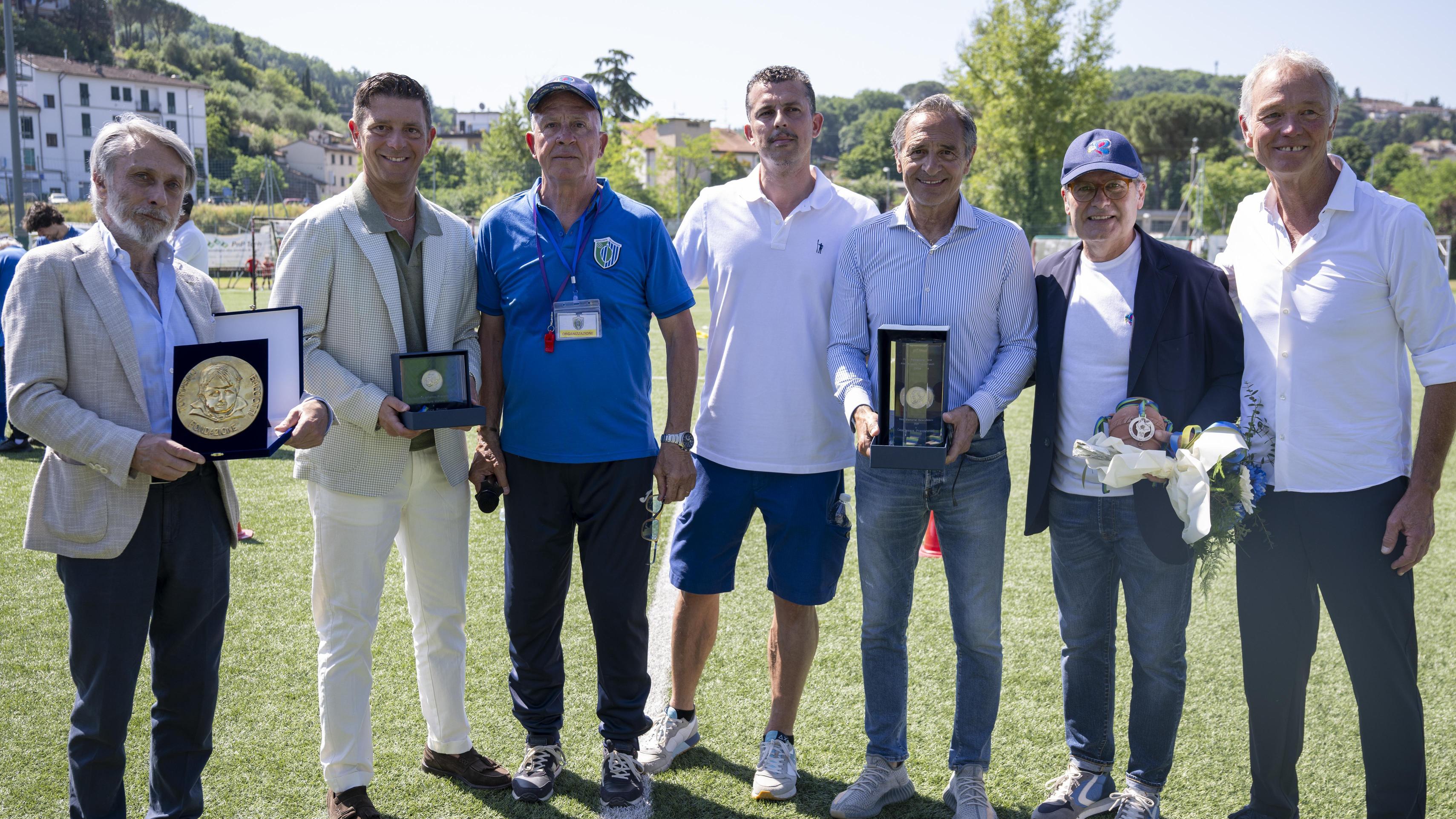 Torneo di calcio giovanile Renato Ballerini: successo a Tavarnuzze con Rocchi e Prandelli Torneo di calcio giovanile Renato Ballerini: successo a Tavarnuzze con Rocchi e Prandelli
