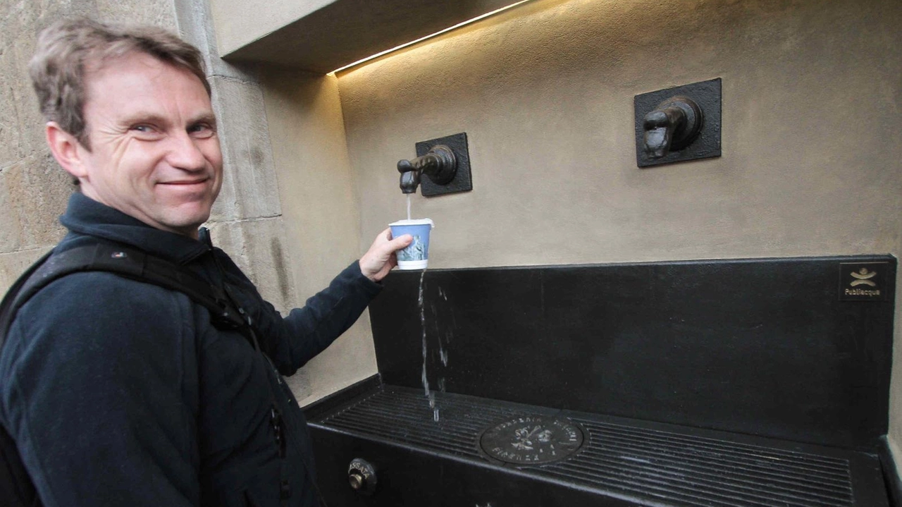 Causa lavori di manutenzione straordinaria, disposti da Publiacqua, da stamani il fontanello dal quale sgorga acqua naturizzata in piazza della... Causa lavori di manutenzione straordinaria, disposti da Publiacqua, da stamani il fontanello dal quale sgorga acqua naturizzata in piazza della...
