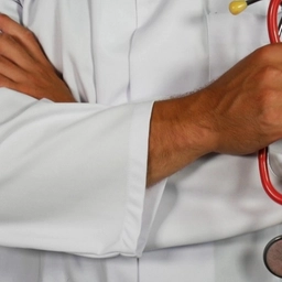 Tumore alla vescica: fattori di rischio, diagnosi precoce e terapia. L’incontro con gli esperti