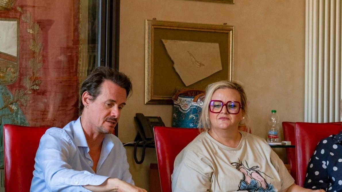 Il sindaco Gabriele Gasperini e l’assessora Chiara Calderani Il sindaco Gabriele Gasperini e l’assessora Chiara Calderani