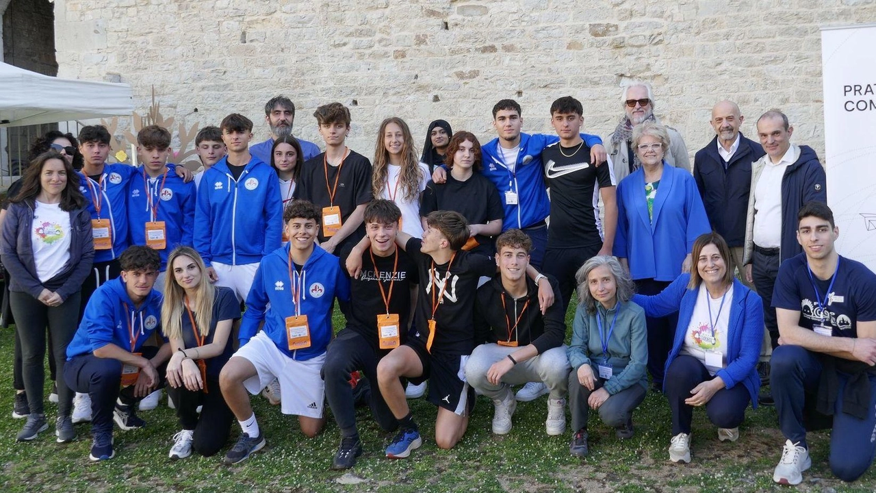 Ieri la festa che ha voluto celebrare il progetto di. Fondazione CariPrato. Ieri la festa che ha voluto celebrare il progetto di. Fondazione CariPrato.