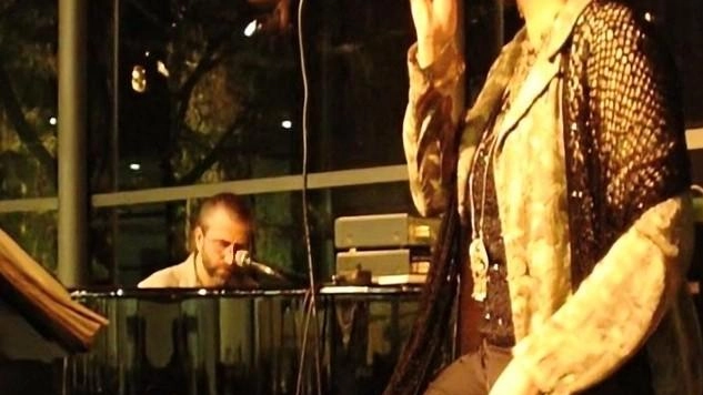 Stasera dalle 19 in piazza Cavour ad Aulla prende vita “Note sotto le stelle”. Un salotto a cielo aperto con... Stasera dalle 19 in piazza Cavour ad Aulla prende vita “Note sotto le stelle”. Un salotto a cielo aperto con...