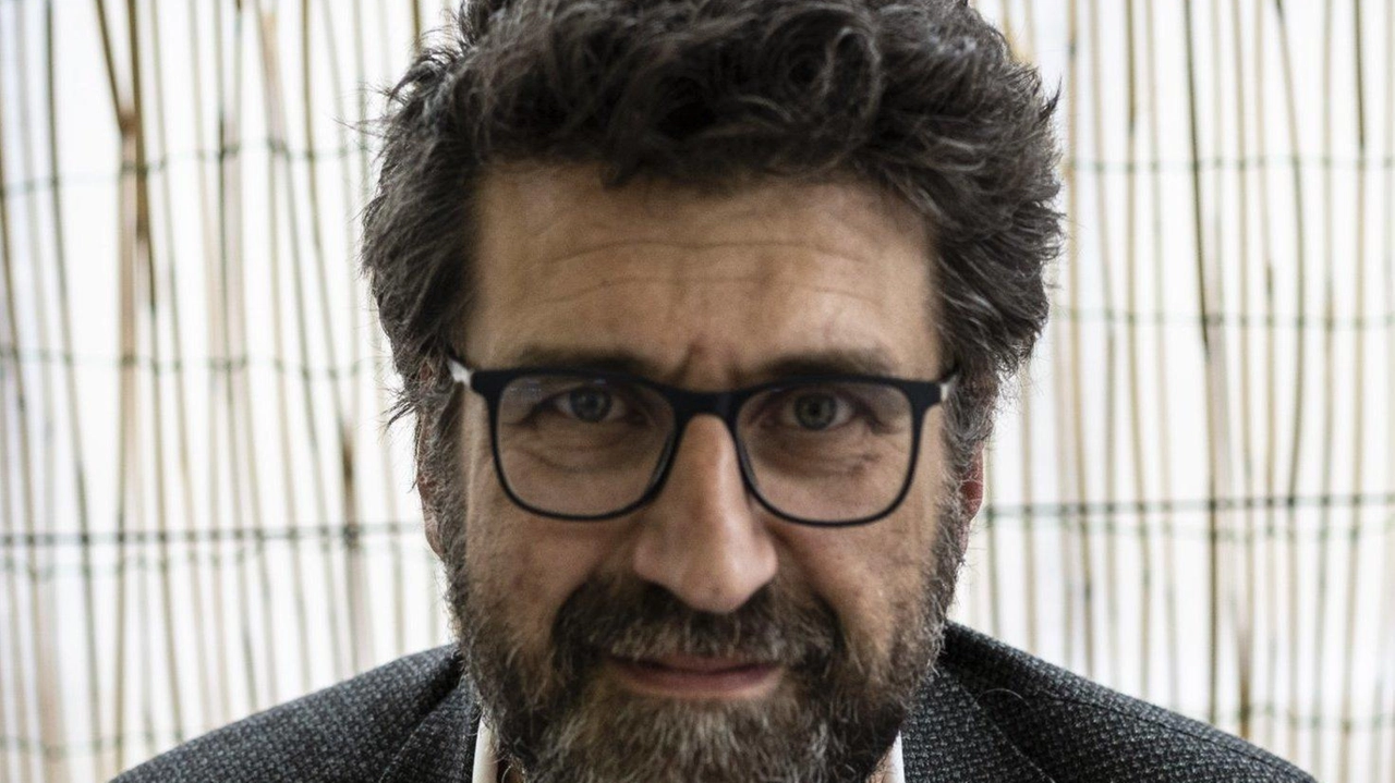 Il sindaco Giuseppe Gugliotti Il sindaco Giuseppe Gugliotti