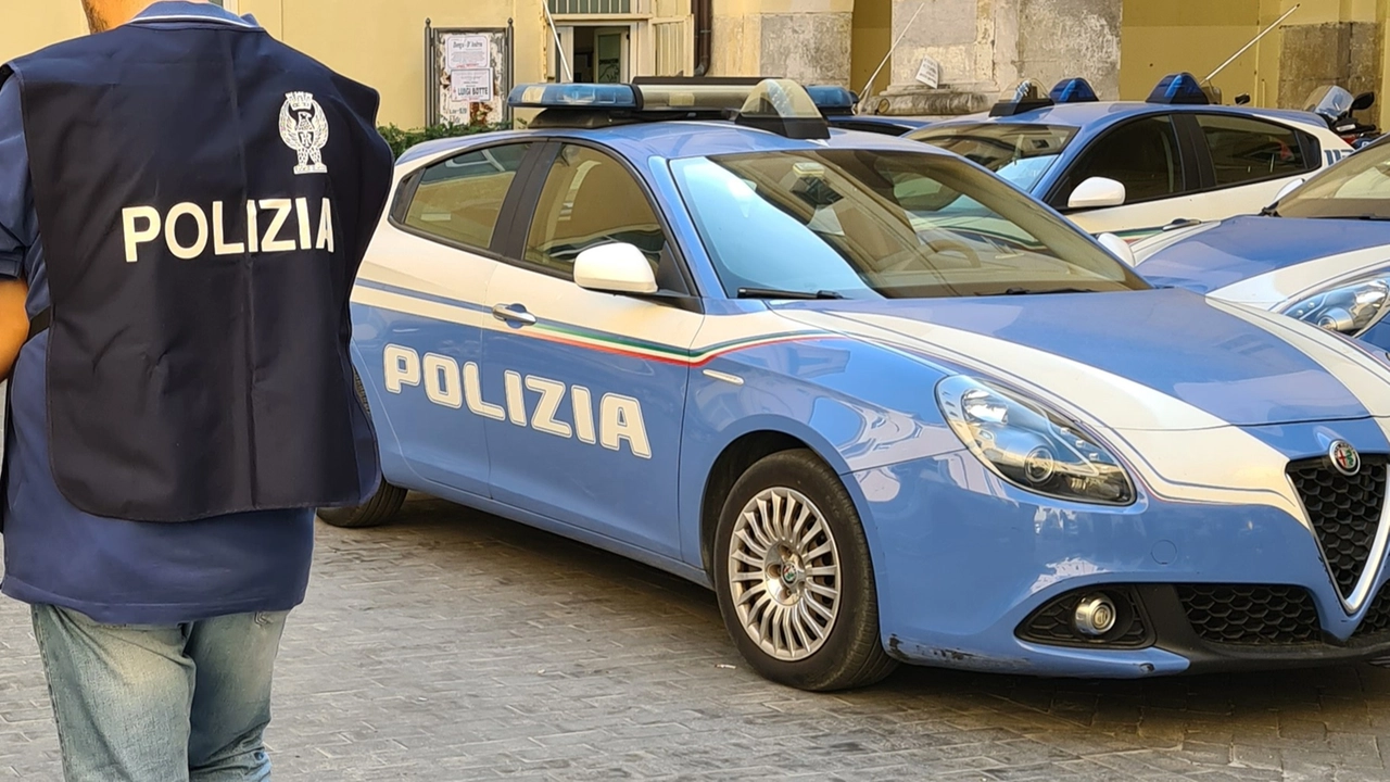 Squadra mobile Squadra mobile