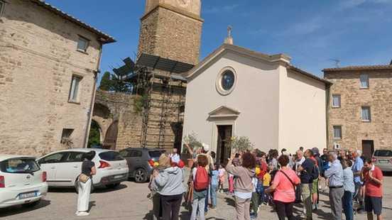 https://www.lanazione.it/image-service/view/acePublic/alias/contentid/Y2UxZjNhM2EtYTJhMy00/0/collestrada-confermato-il-direttivo-successo-per-le-iniziative-promosse-e-in-cantiere-ci-sono-tanti-progetti.jpeg?f=16:9&w=1200&h=630