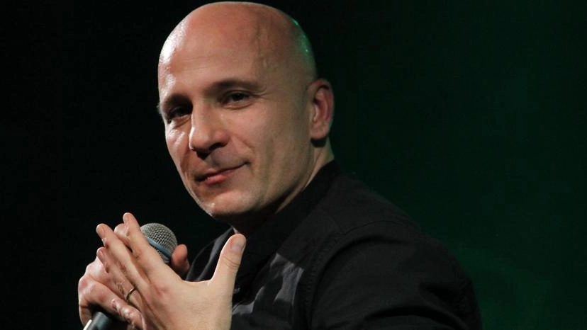 Simone Baldini Tosi sarà domani sera al «Varchi d’estate» Simone Baldini Tosi sarà domani sera al «Varchi d’estate»