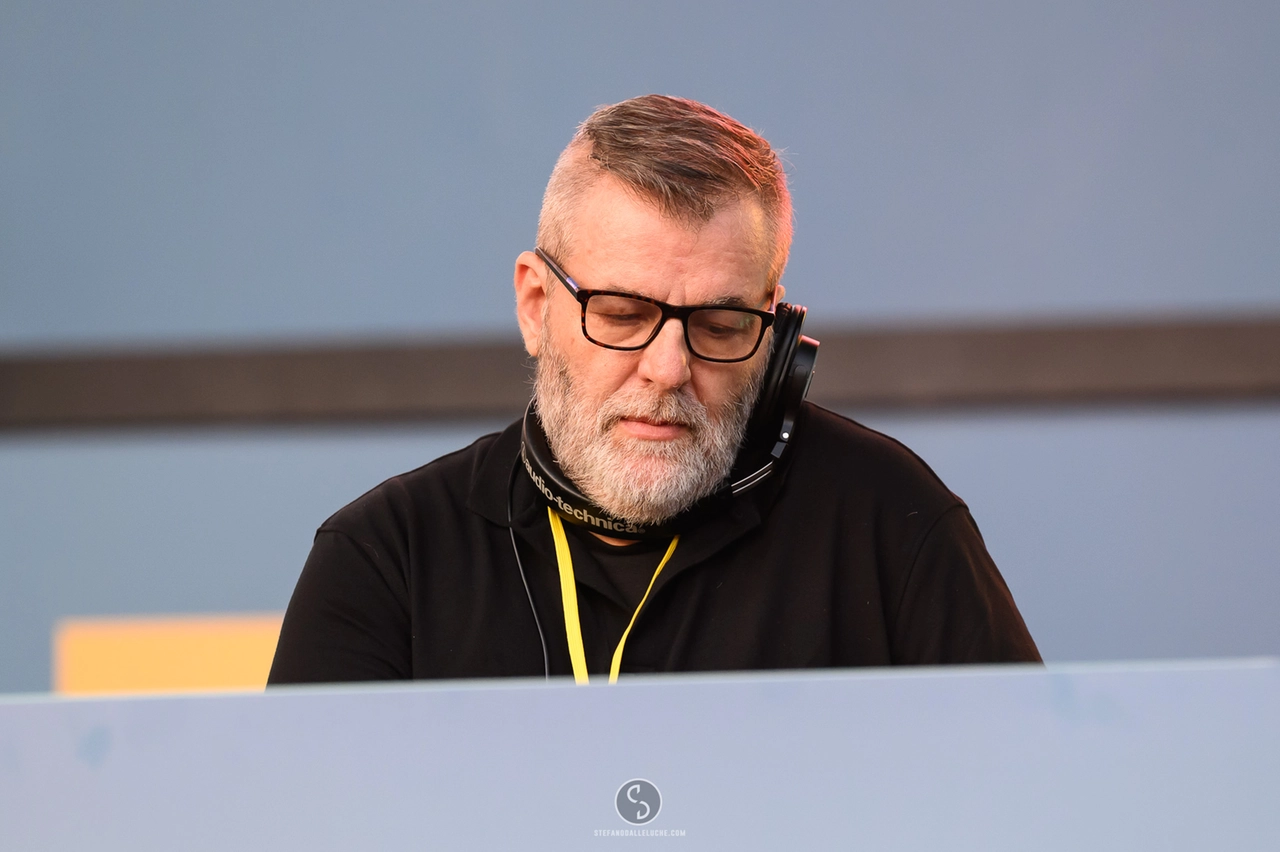 immagine di sfondo 19