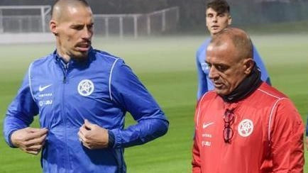 All’appuntamento sarà presente anche Marek Hamsik (a sinistra), componente dello staff che affianca Calzona alla guida della nazionale slovacca All’appuntamento sarà presente anche Marek Hamsik (a sinistra), componente dello staff che affianca Calzona alla guida della nazionale slovacca