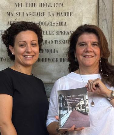 Nel chiostro c’è la storia. Con Le tombe dei grandi Nel chiostro c’è la storia. Con Le tombe dei grandi