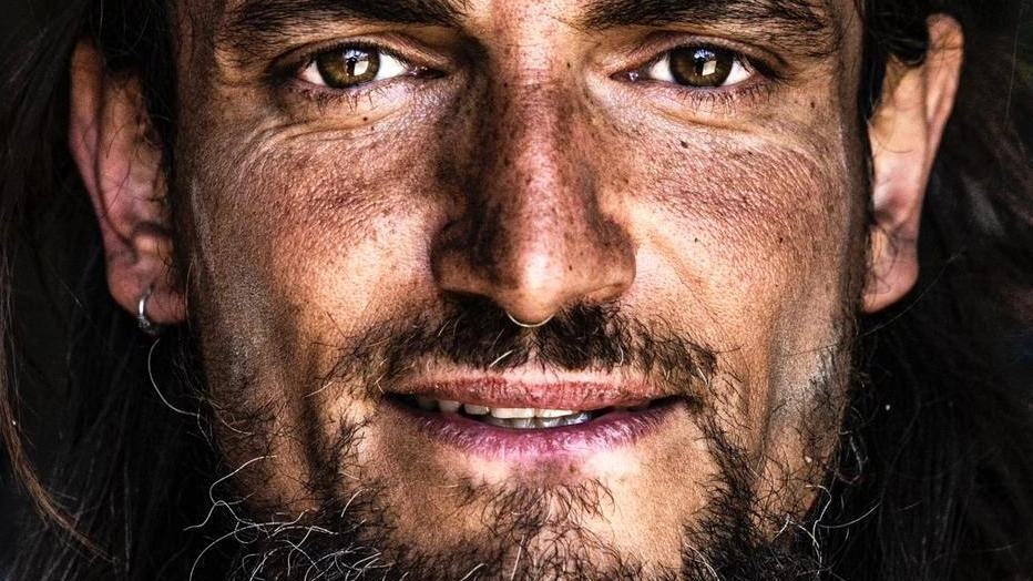 La mostra fotografica "Inspired by the People" di Stefano Lotumolo approda a Lucca con uno sguardo sulle popolazioni native americane e sulle tradizioni andine del Perù. Un viaggio emozionante alla scoperta di culture antiche e di legami profondi con la natura. La mostra sarà aperta al pubblico fino al 15 ottobre, con un evento speciale dedicato all'Africa in programma per il 6 ottobre. La mostra fotografica "Inspired by the People" di Stefano Lotumolo approda a Lucca con uno sguardo sulle popolazioni native americane e sulle tradizioni andine del Perù. Un viaggio emozionante alla scoperta di culture antiche e di legami profondi con la natura. La mostra sarà aperta al pubblico fino al 15 ottobre, con un evento speciale dedicato all'Africa in programma per il 6 ottobre.