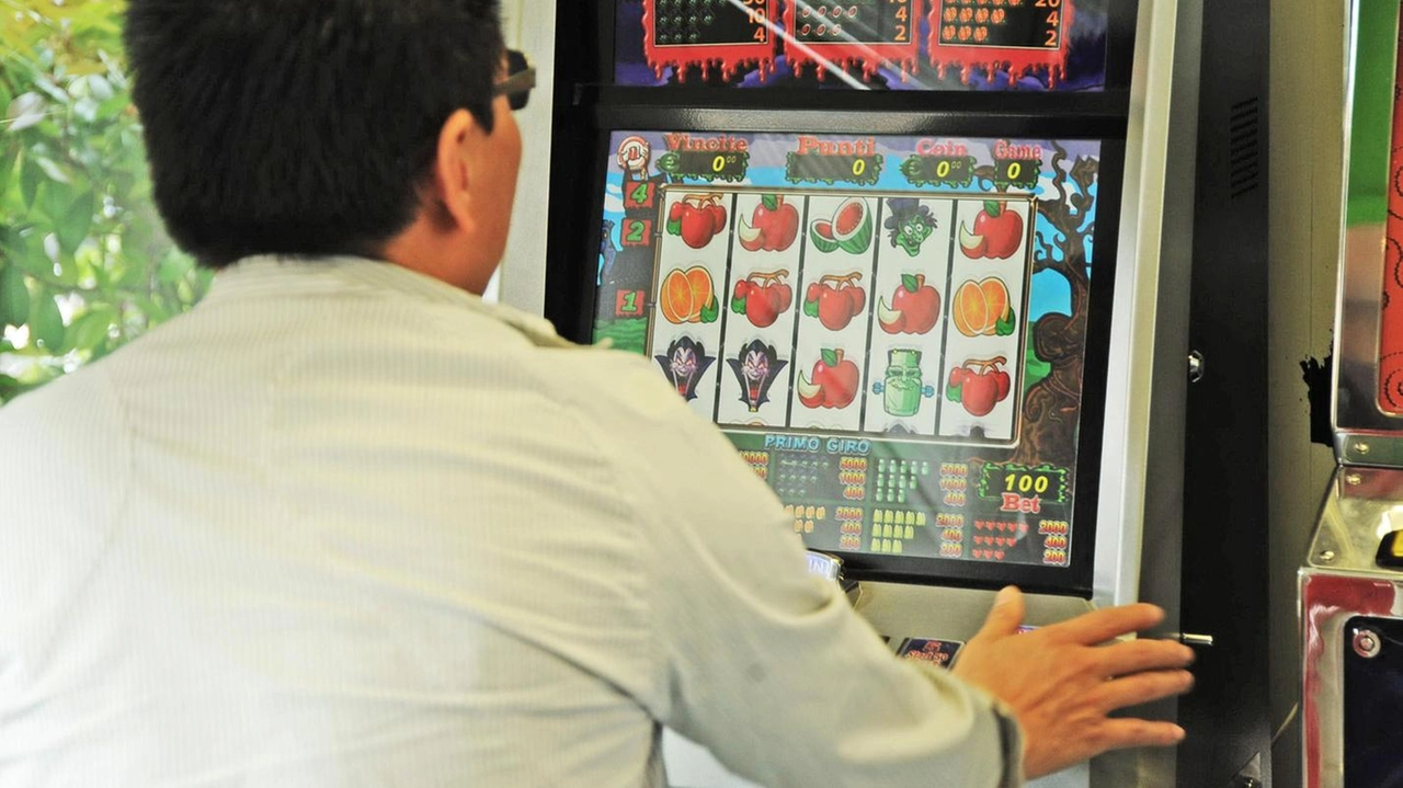 Le slot machine, molto facile da trovare in città, catturano sempre più l’attenzione dei fiorentini