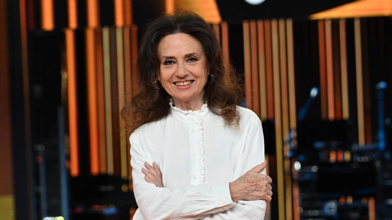 La cantante si racconta nella sala dell’Annunziata. Evento organizzato dall’associazione "Il Guiscardo" .