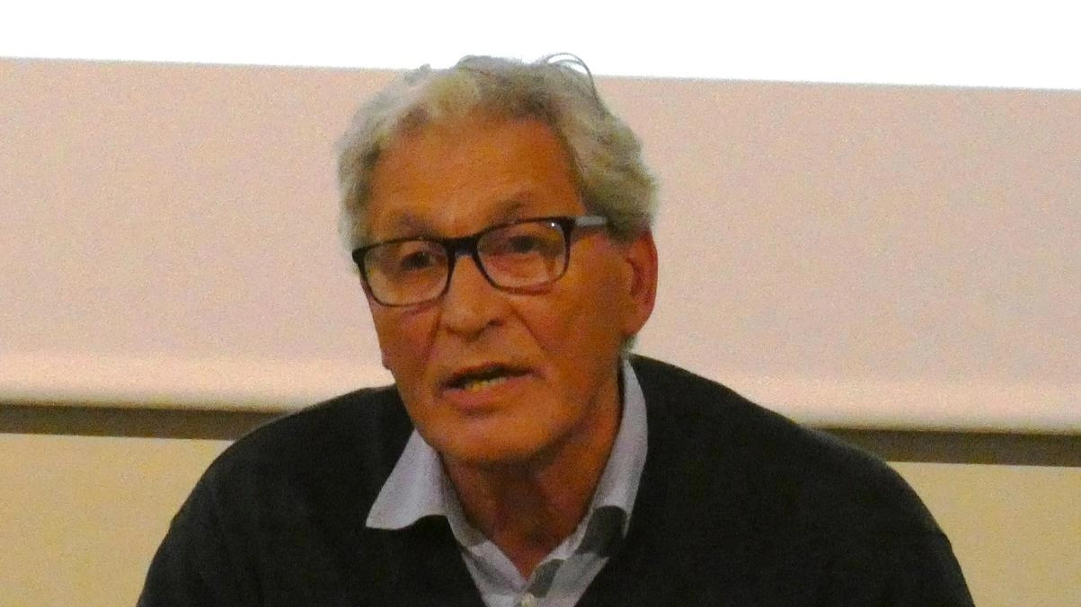 Il sindaco Ferdinando Betti Il sindaco Ferdinando Betti