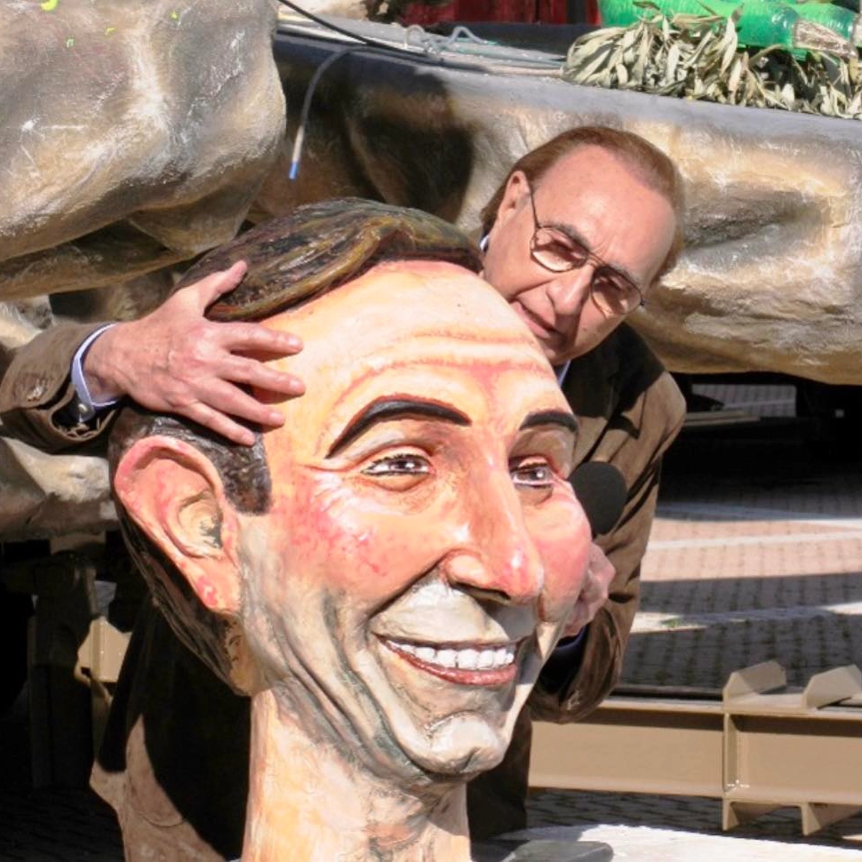 Carnevale di Viareggio, più volte i Maestri carristi hanno celebrato Pippo Baudo nelle loro creazioni