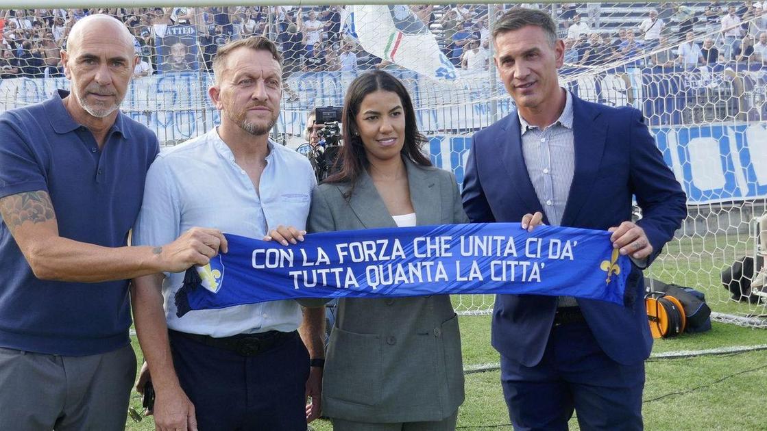 https://www.lanazione.it/image-service/view/acePublic/alias/contentid/Y2YzMmIxMDAtOWNkZS00/0/dieci-colpi-biancazzurri-la-rosa-per-sognare-pronti-per-avversari-tosti.jpeg?f=16:9&w=1200&h=630