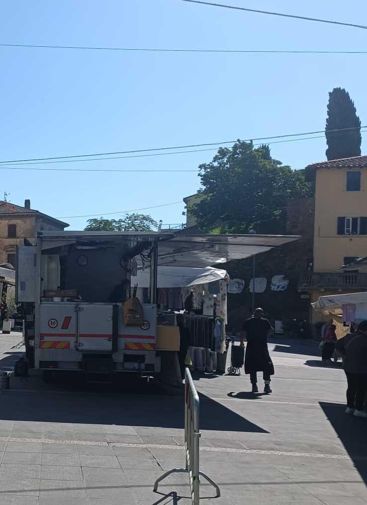 Mercati tra crisi e proposte. Un incontro domani sera Mercati tra crisi e proposte. Un incontro domani sera
