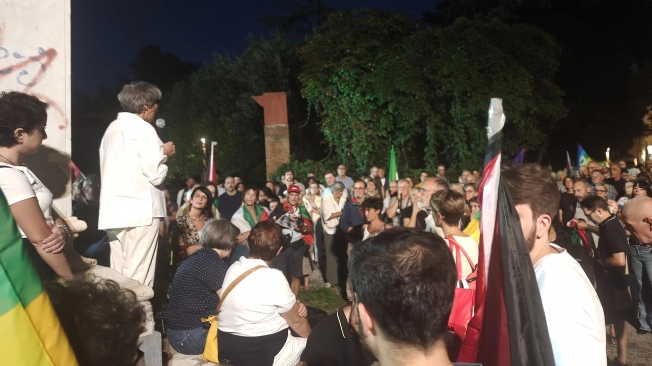 Un momento del festival ’Agitiamoci’ organizzato dall’Alleanza Antifascista Un momento del festival ’Agitiamoci’ organizzato dall’Alleanza Antifascista