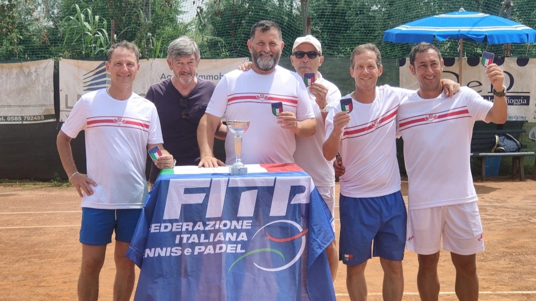 Ct Firenze: la squadra over 50 maschile è campione d’Italia Ct Firenze: la squadra over 50 maschile è campione d’Italia