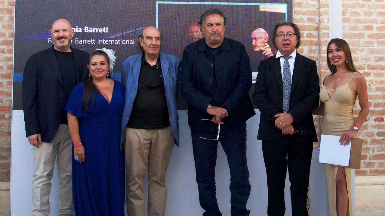 Le novità presentate nel corso della Mostra Internazionale d’Arte Cinematografica di Venezia. Il presidente della rassegna Zeppi: "l MISFF saprà sorprendervi anche quest’anno". Le novità presentate nel corso della Mostra Internazionale d’Arte Cinematografica di Venezia. Il presidente della rassegna Zeppi: "l MISFF saprà sorprendervi anche quest’anno".