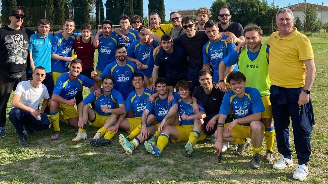 Lazzeretto, Ponte a Elsa e Calasanzio si sfidano nelle semifinali play-off di Terza Categoria per accedere alla Seconda Categoria. Lazzeretto, Ponte a Elsa e Calasanzio si sfidano nelle semifinali play-off di Terza Categoria per accedere alla Seconda Categoria.