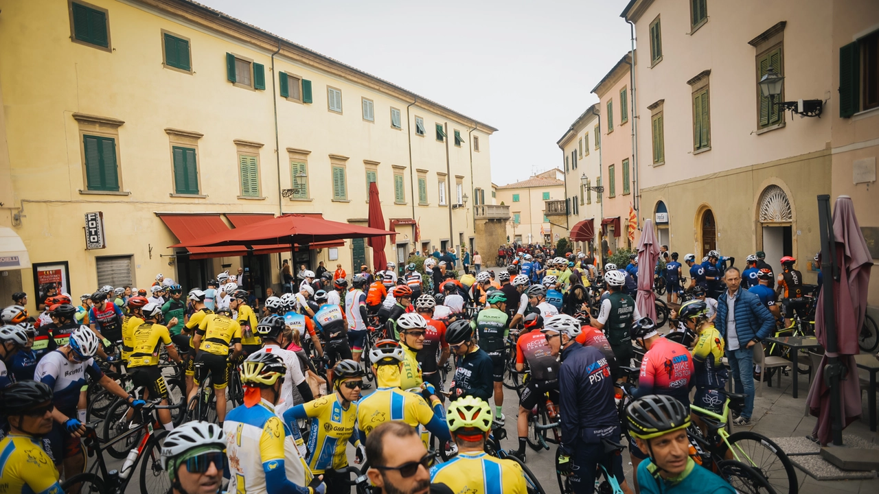 Un momento della GreenFondo Paolo Bettini 2024