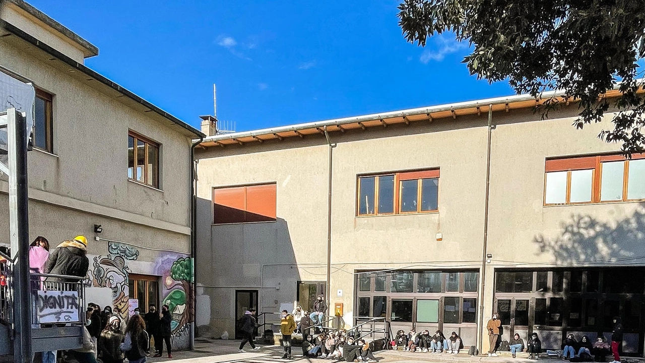 La sede del liceo Virgilio (foto d’archivio) è al centro del dibattito da anni La sede del liceo Virgilio (foto d’archivio) è al centro del dibattito da anni