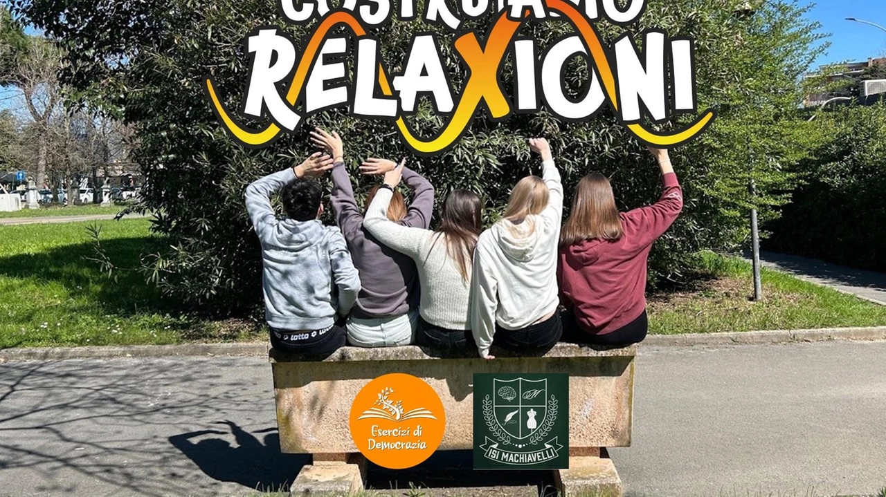 Gli alunni del “Paladini“ hanno preso parte al progetto di Unicoop Firenze. Chiusi lo scorso 3 giugno i piani proposti per la sfida con altri istituti. Gli alunni del “Paladini“ hanno preso parte al progetto di Unicoop Firenze. Chiusi lo scorso 3 giugno i piani proposti per la sfida con altri istituti.