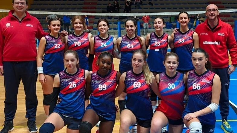 Il gruppo del Valdimagra Volley che ha preso parte alla manifestazione organizzata dal Monza Il gruppo del Valdimagra Volley che ha preso parte alla manifestazione organizzata dal Monza