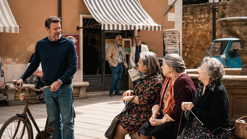 Il protagonista Scott Foley in una delle tante scene girate a San Quirico d’Orcia