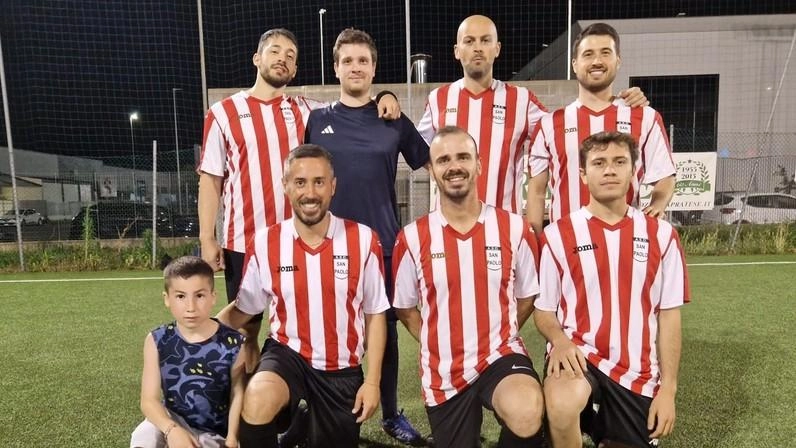 Il Real Boys ha travolto per. 7-2 il Celta Vino 3.0 (nella foto sopra). Il torneo. andrà avanti per tutto luglio