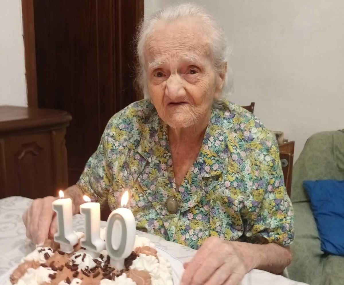 Auretta la supercentenaria. Una vita di indipendenza oltre il tempo degli anni Auretta la supercentenaria. Una vita di indipendenza oltre il tempo degli anni