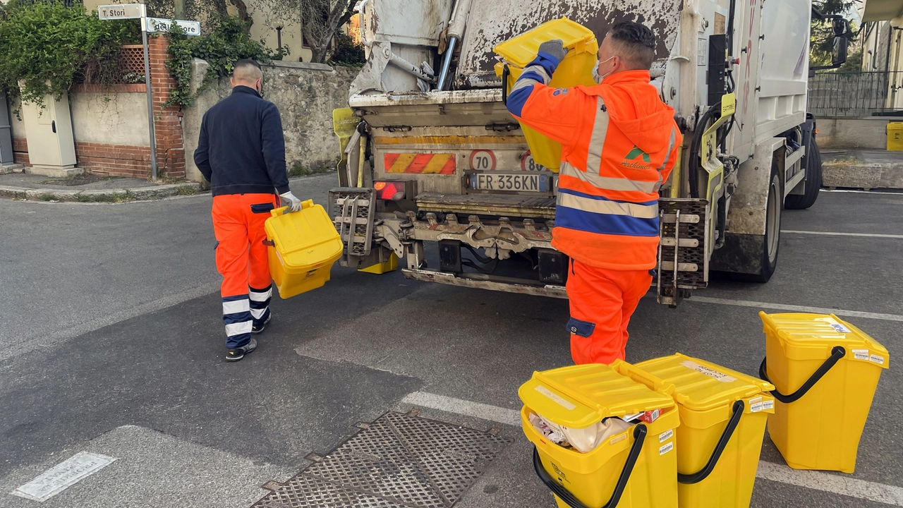 Gli operatori attivi su tutto il territorio comunale per individuare gli autori delle discariche Gli operatori attivi su tutto il territorio comunale per individuare gli autori delle discariche