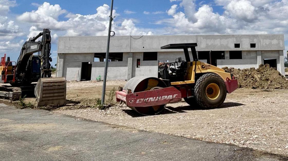 Lottizzazione al cimitero: "Stop colata di cemento. Danni anche per il traffico" Lottizzazione al cimitero: "Stop colata di cemento. Danni anche per il traffico"