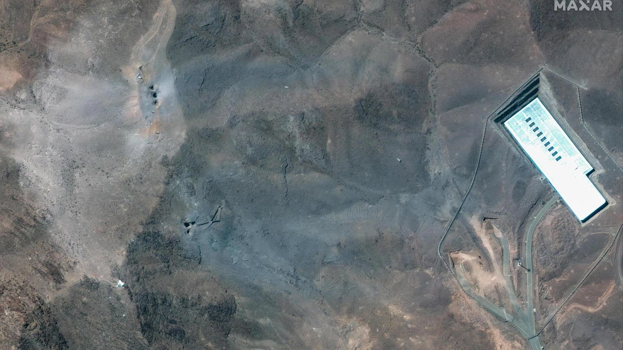 Israele ha attaccato il sito nucleare di Fordow, a sud di Teheran: lo riportano i media iraniani. ... Israele ha attaccato il sito nucleare di Fordow, a sud di Teheran: lo riportano i media iraniani. ...