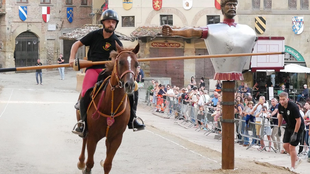 Certezza Cicerchia al primo tiro, ancora dubbi sul cavallo di Scortecci. Marmorini centra subito il 5, Vanneschi e Innocenti tra luci e ombre. Certezza Cicerchia al primo tiro, ancora dubbi sul cavallo di Scortecci. Marmorini centra subito il 5, Vanneschi e Innocenti tra luci e ombre.