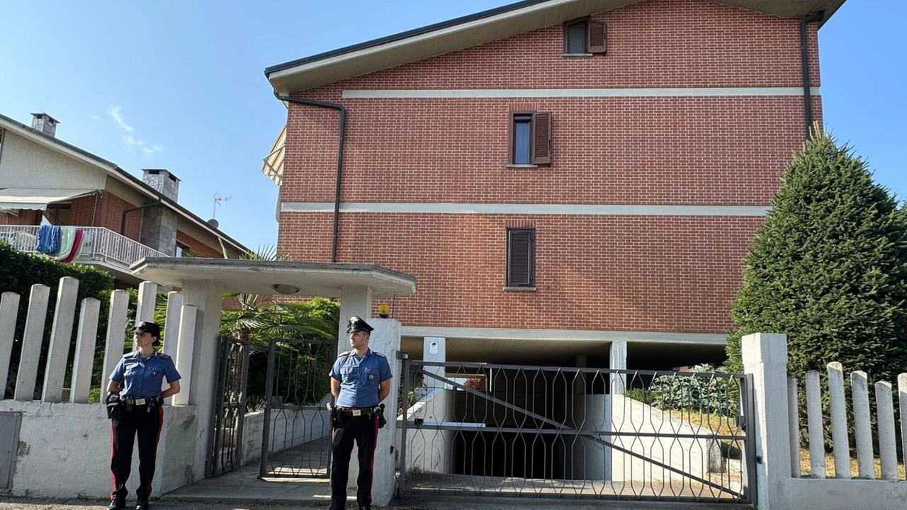 A Rivalta, sul posto sono al lavoro i carabinieri A Rivalta, sul posto sono al lavoro i carabinieri