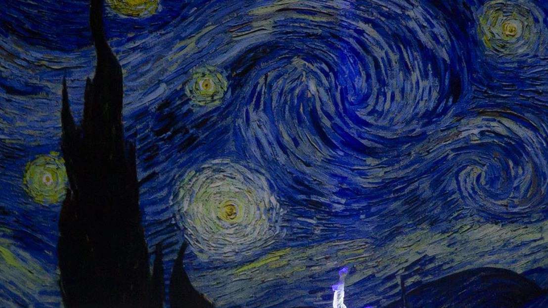 Una travolgente commedia musicale con proiezioni animate in 3D per celebrare l’arte e il genio di Vincent Van Gogh. Il... Una travolgente commedia musicale con proiezioni animate in 3D per celebrare l’arte e il genio di Vincent Van Gogh. Il...