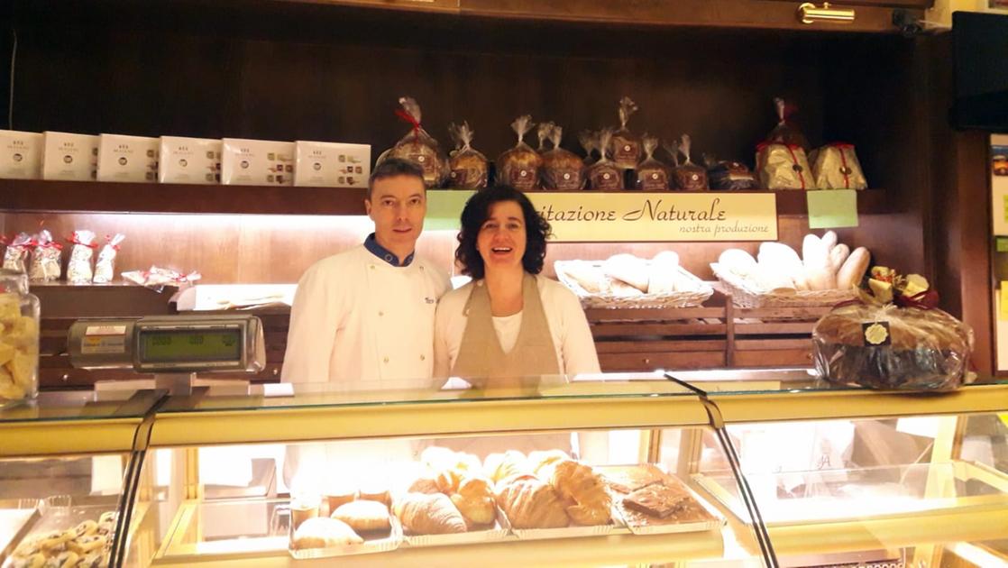 carnevale 2025 prezzi in aumento per i dolci tipici toscani ma le vendite restano stabili