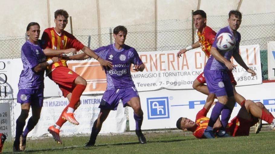 POGGIBONSI 1 OSTIAMARE 2 POGGIBONSI (4-3-3): Pacini; El Dib (76’ Palazzesi), Borri, Fremura, Cecconi; Valori M. (85’ Marcucci), Bigica (74’ Belli),... POGGIBONSI 1 OSTIAMARE 2 POGGIBONSI (4-3-3): Pacini; El Dib (76’ Palazzesi), Borri, Fremura, Cecconi; Valori M. (85’ Marcucci), Bigica (74’ Belli),...
