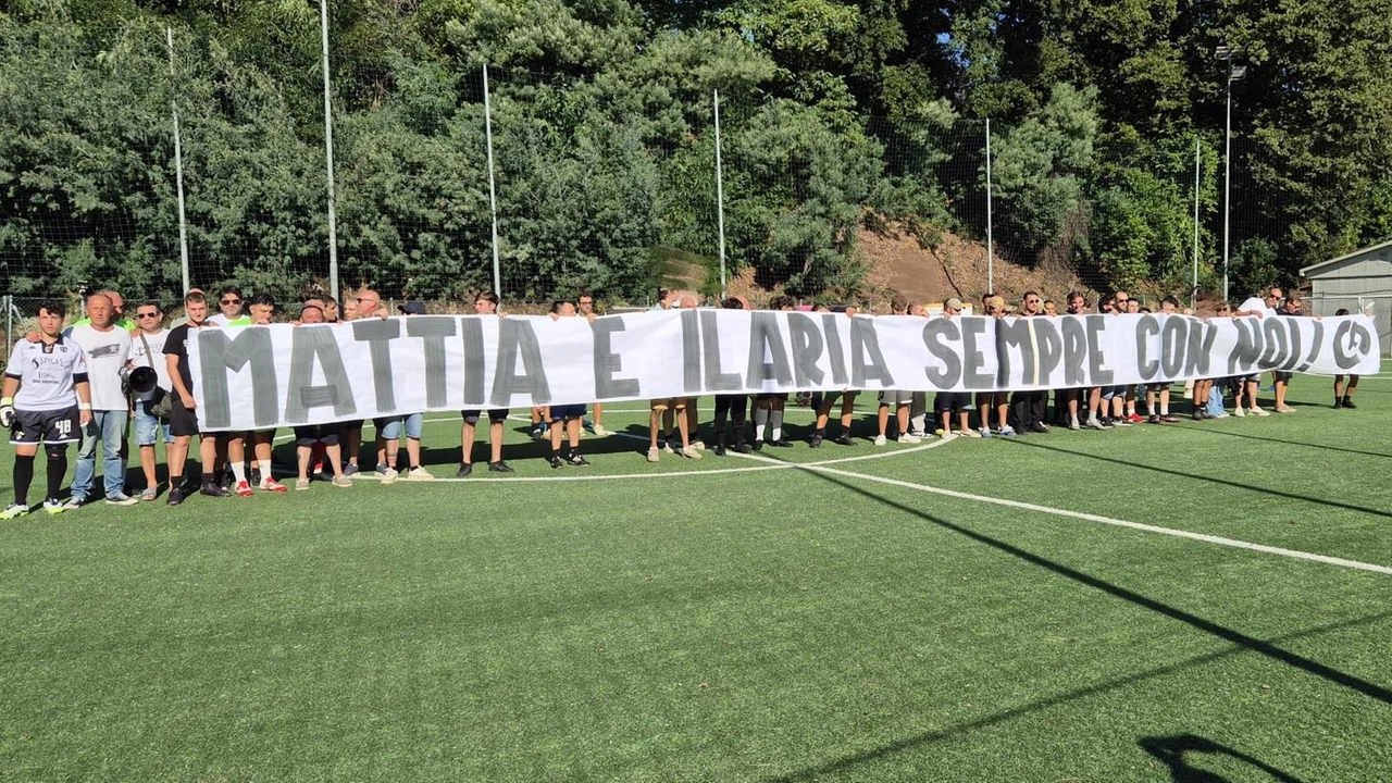 Divertimento ed emozioni al campo del Trincerone. Vittoria della Curva Ferrovia sull’Orgoglio Spezzino Divertimento ed emozioni al campo del Trincerone. Vittoria della Curva Ferrovia sull’Orgoglio Spezzino