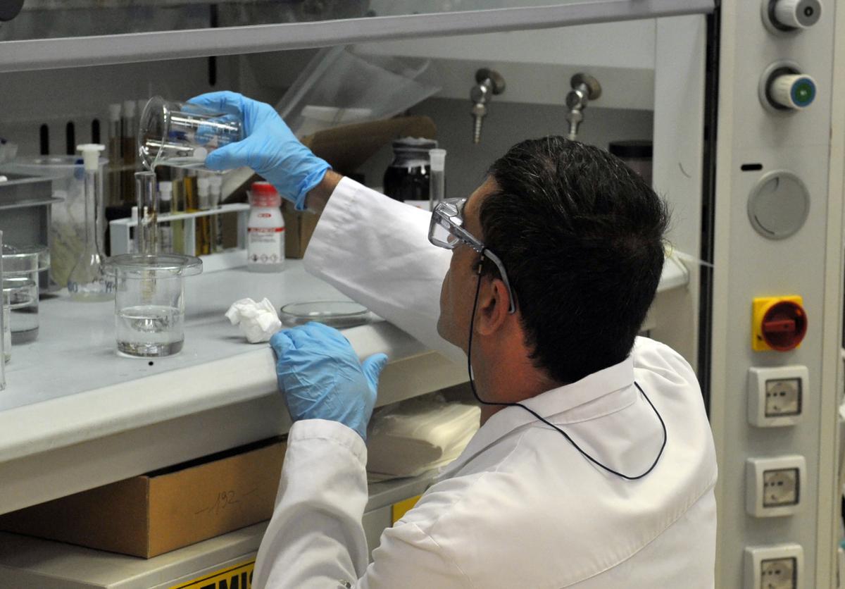 https://www.lanazione.it/image-service/view/acePublic/alias/contentid/YTExMjYzNDAtOTQ5ZC00/0/canaliabbbbd653c93f486fbe085cb1c901ef8510legionella10jpg-9396035.jpeg?f=1.90:1&w=1200