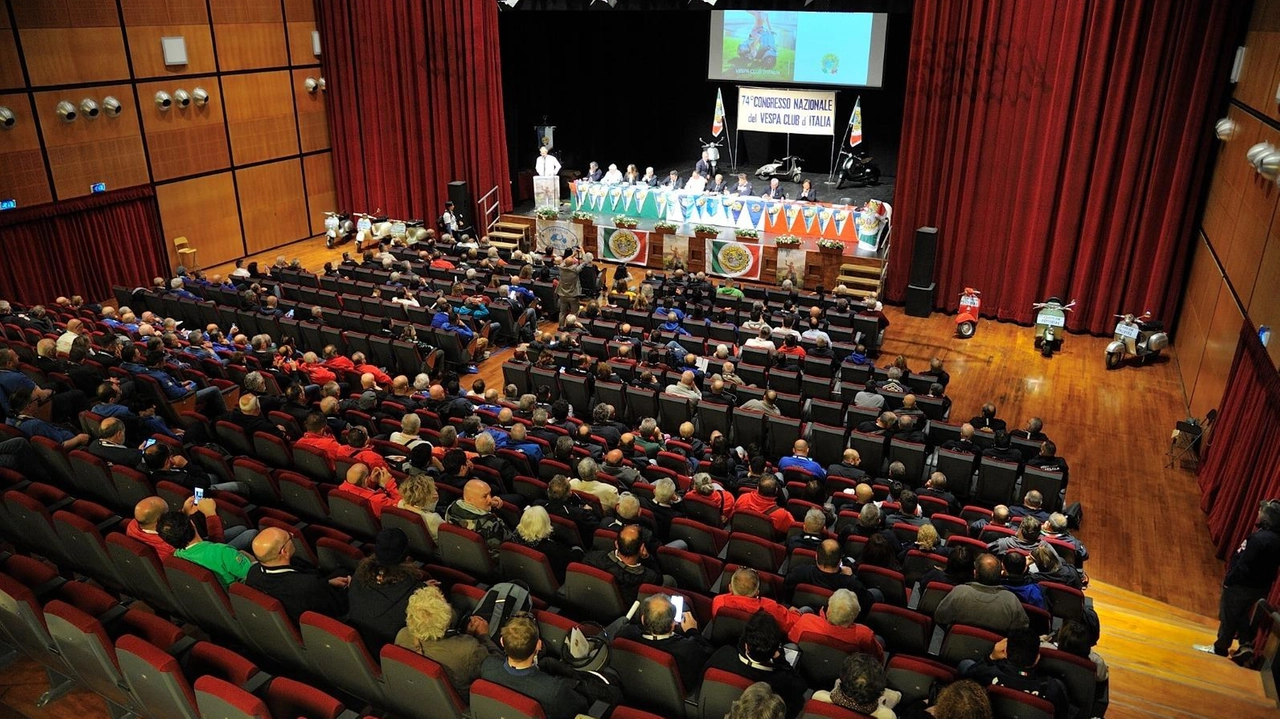 Il teatro Era di Pontedera (Foto Bongianni/Germogli)