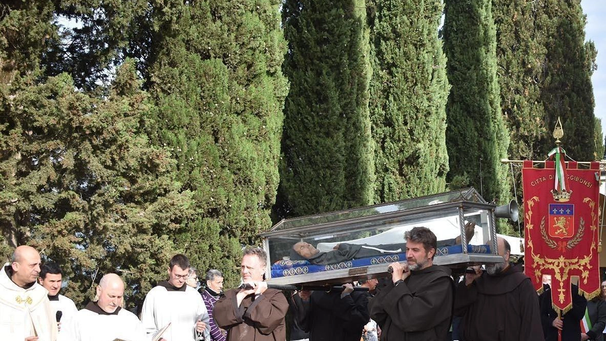 Poggibonsi si prepara a festeggiare il patrono San Lucchese. L’appuntamento è per lunedì 28 aprile con la processione Poggibonsi si prepara a festeggiare il patrono San Lucchese. L’appuntamento è per lunedì 28 aprile con la processione