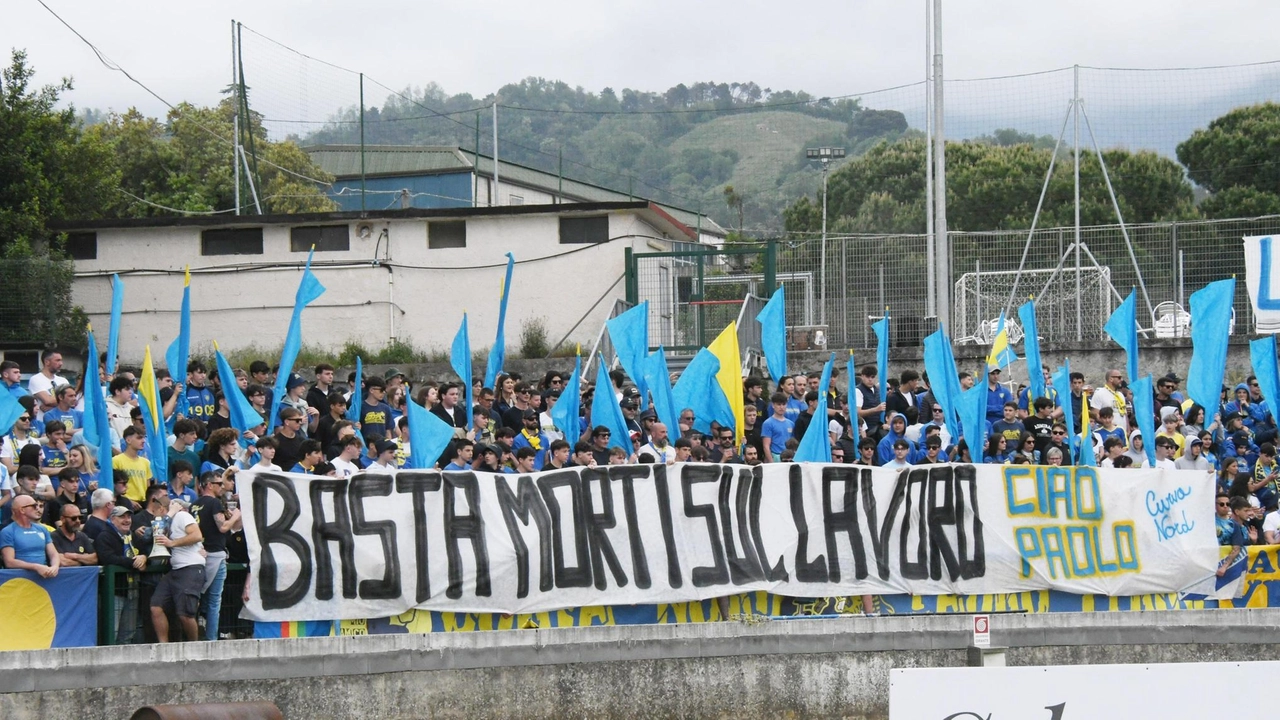 Carrarese vicina alla salvezza: Calabro prepara la sfida contro il Mantova