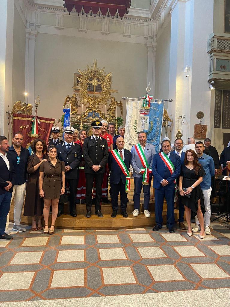 https://www.lanazione.it/image-service/view/acePublic/alias/contentid/YTI3MGM5OTUtYmUzNi00/0/celebrazione-di-fede-e-amicizia-giannoni-dalla-suore-agostiniane.jpeg?f=1.91:1&w=1200