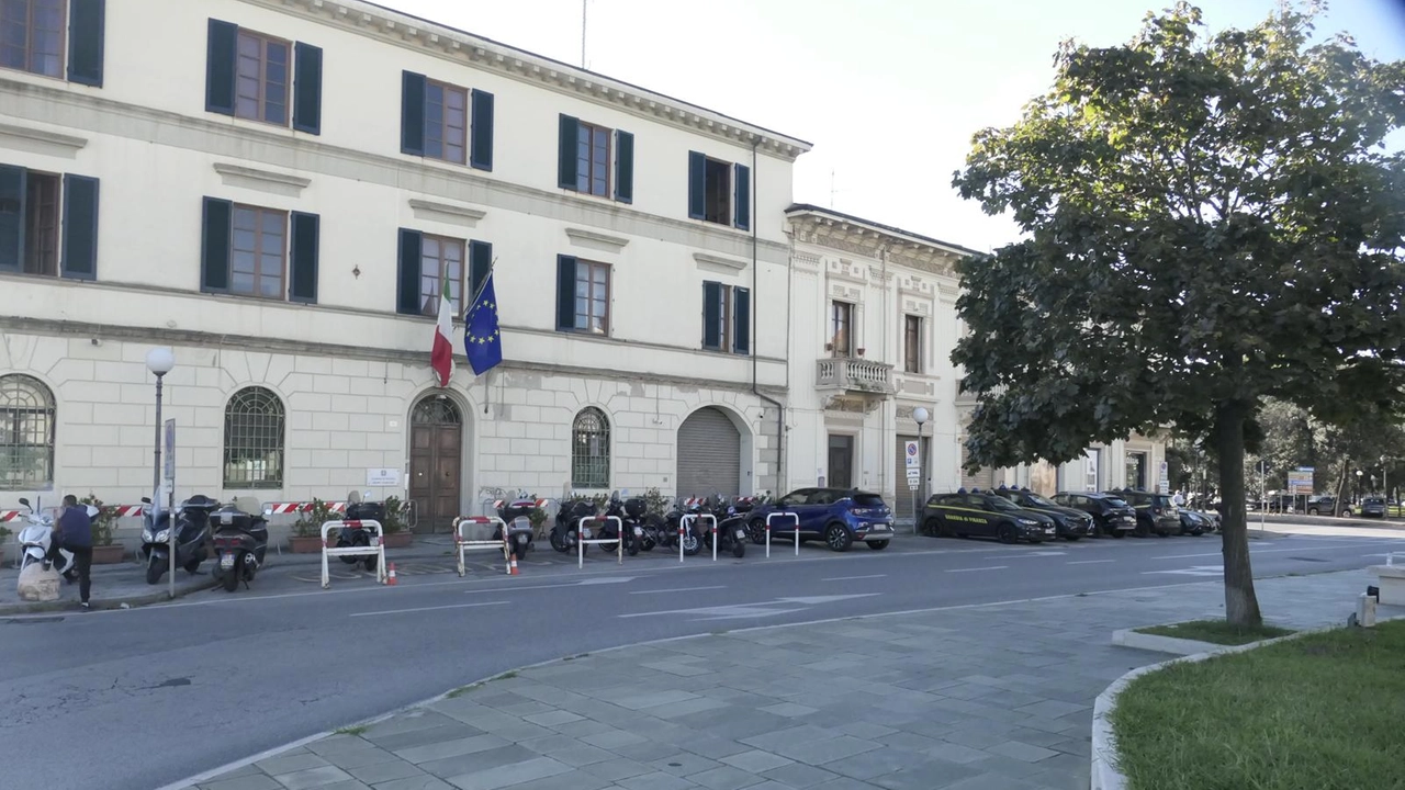 Uno scorcio di piazza D'Azeglio (Umicini) Uno scorcio di piazza D'Azeglio (Umicini)