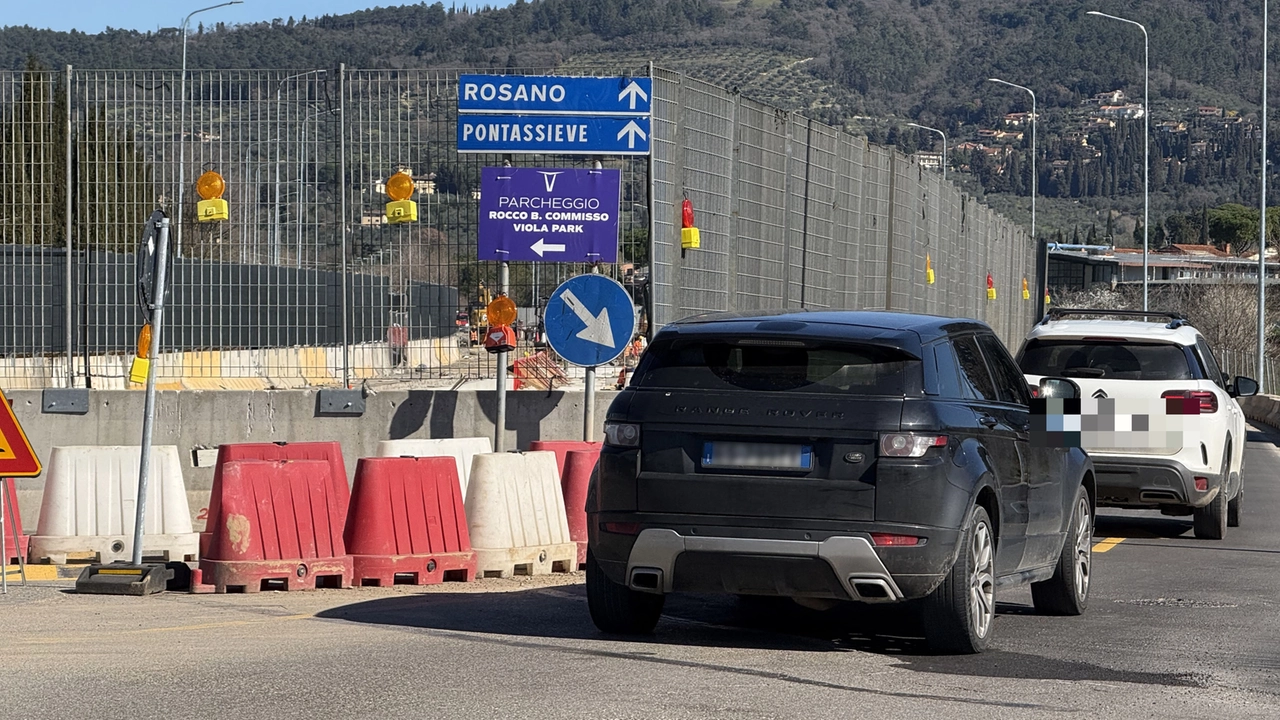 Cantiere tramvia in viale Europa (foto Marco Mori/New Press Photo)