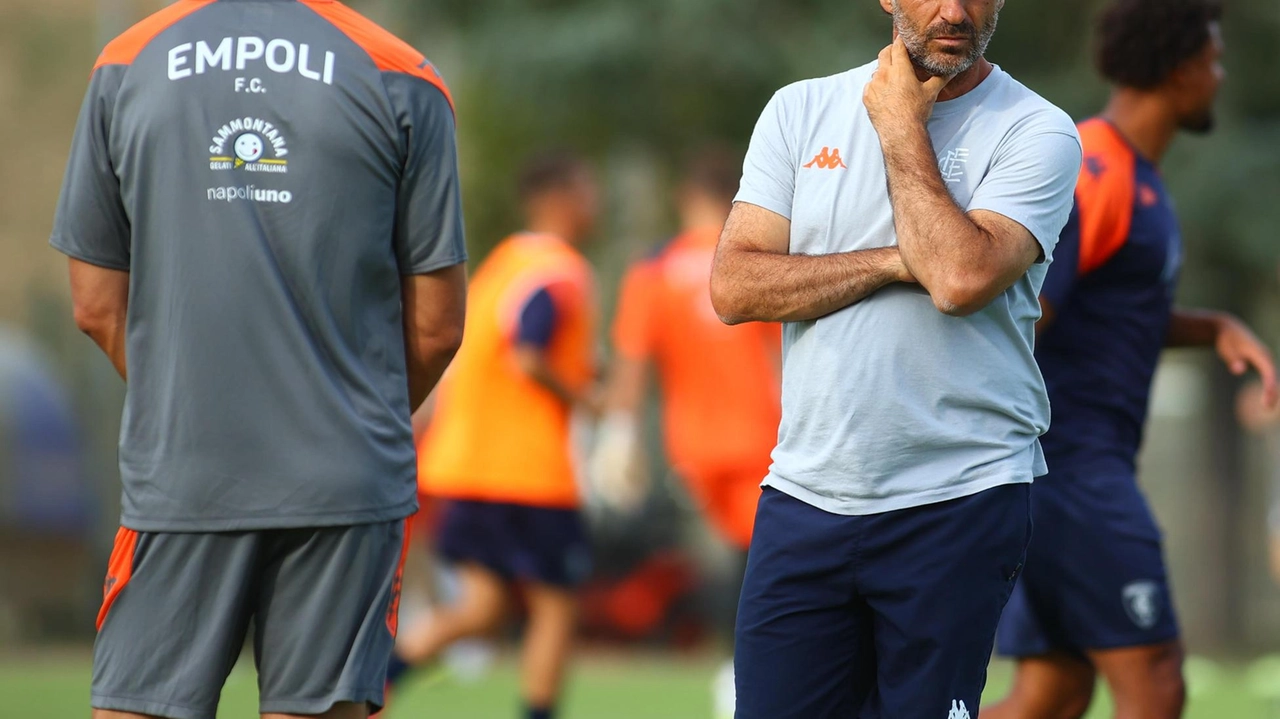 Il tecnico Guido Pagliuca in porta, nelle prime due uscite, ha alternato a difesa della porta azzurra il giovane Iacopo Seghetti e il più esperto Samuele Perisan Il tecnico Guido Pagliuca in porta, nelle prime due uscite, ha alternato a difesa della porta azzurra il giovane Iacopo Seghetti e il più esperto Samuele Perisan