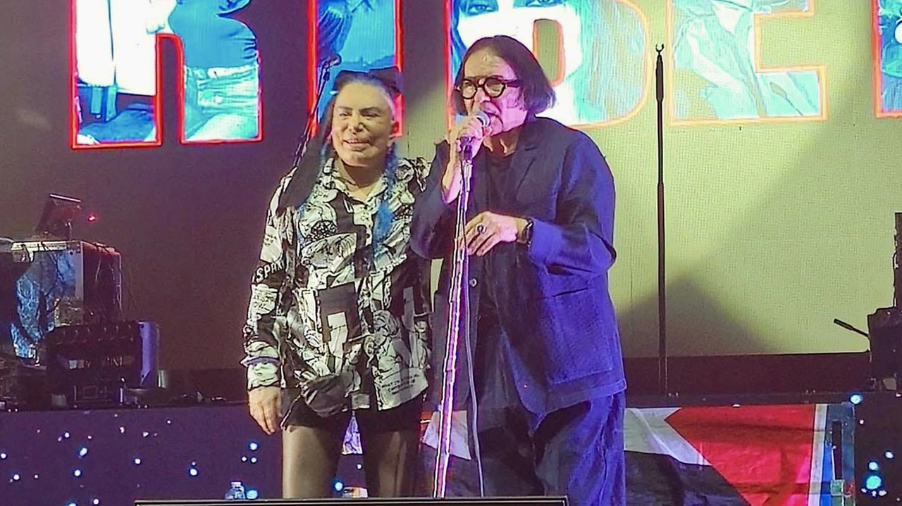 La pace, vent’anni dopo: Loredana Berté e Renato Zero, clamorosa reunion sul palco