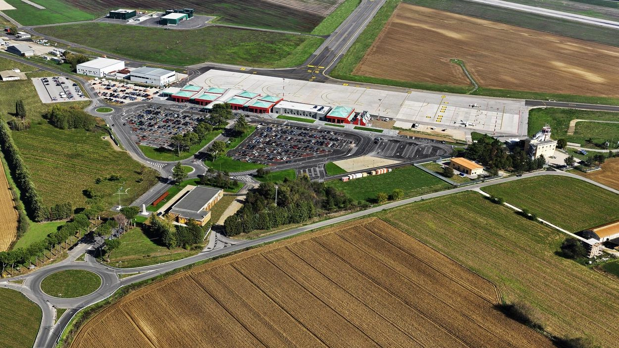 Nuovo sito web per l’aeroporto dell’Umbria. Tra le novità, spicca il nuovo sistema di consultazione degli orari dei... Nuovo sito web per l’aeroporto dell’Umbria. Tra le novità, spicca il nuovo sistema di consultazione degli orari dei...